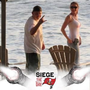 Meet your Posher, Bret